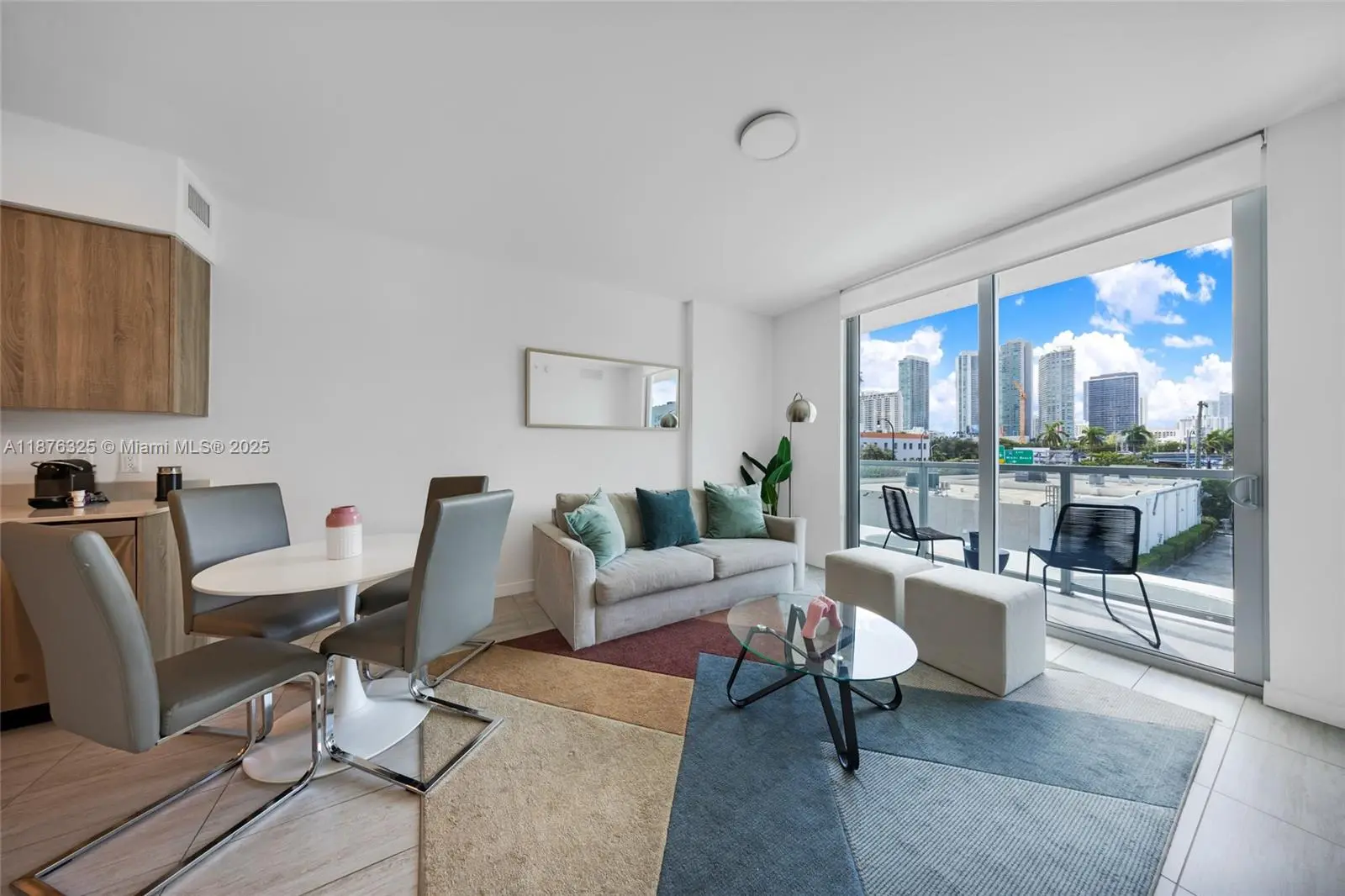 Photo of Listing #A11876325