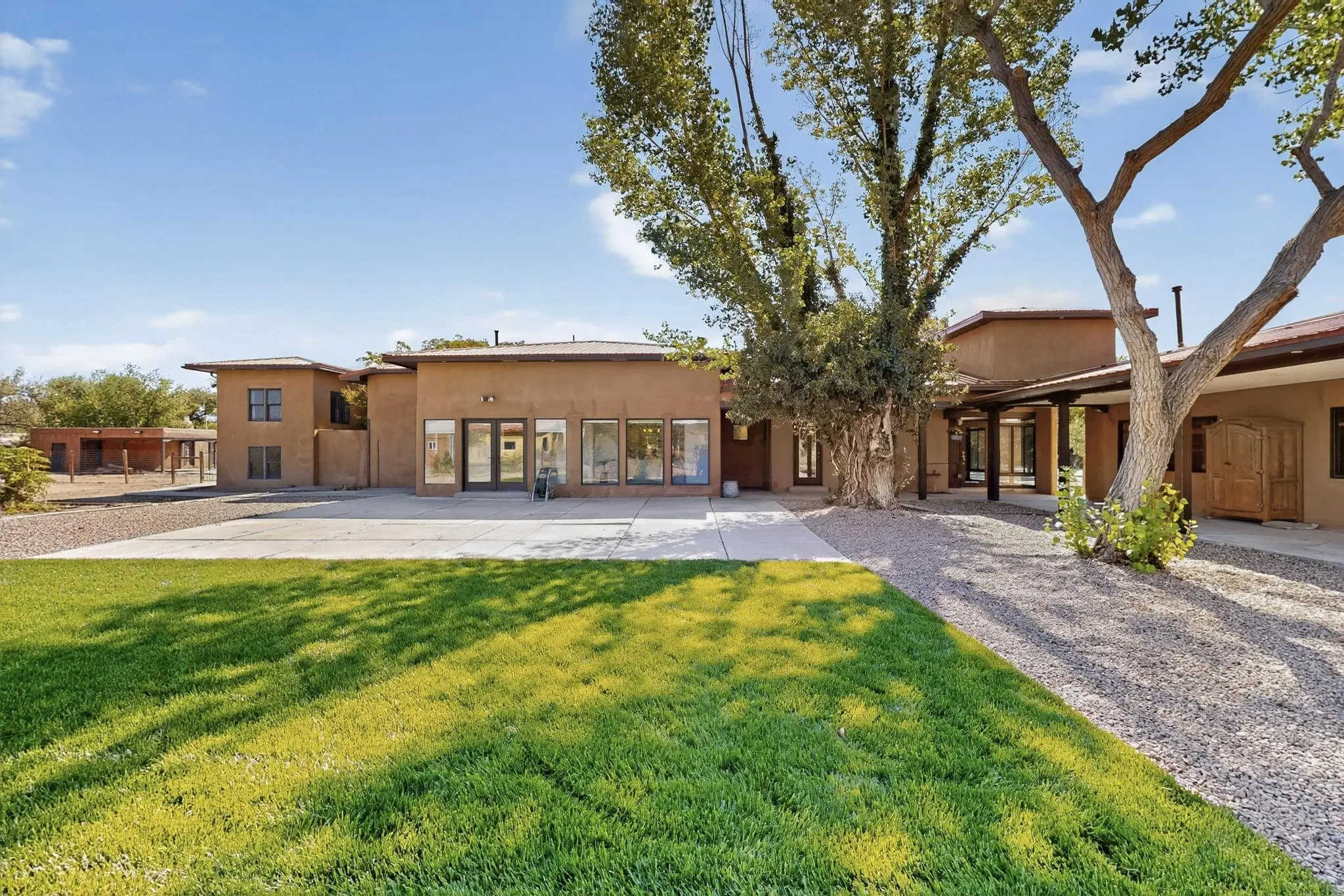 8909 Rio Grande Boulevard Nw, Los Ranchos