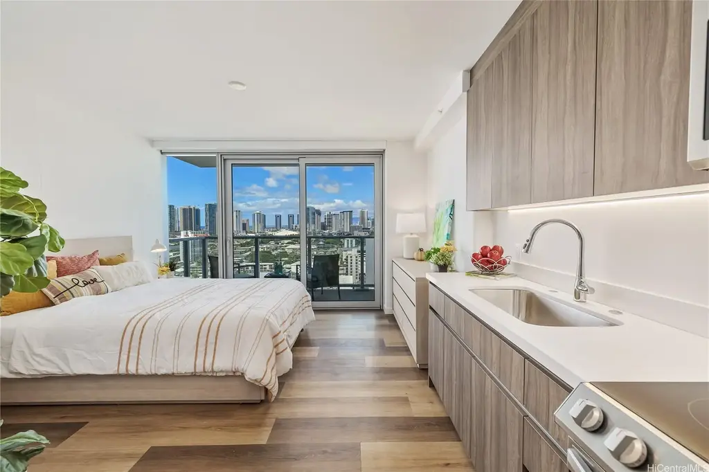 1515 Liona Street # 1808, Honolulu