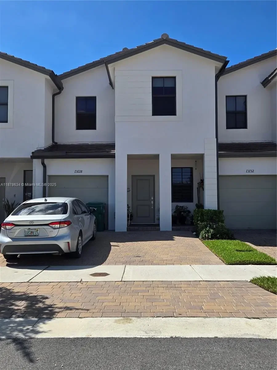 Photo of Listing #A11878634