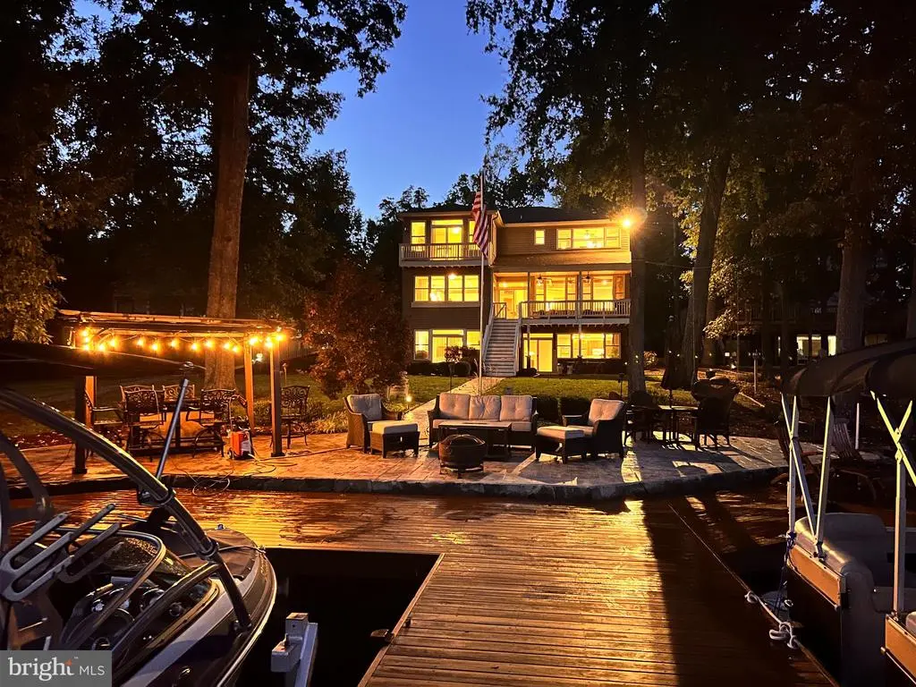 614 Cornwallis Ave, Locust Grove