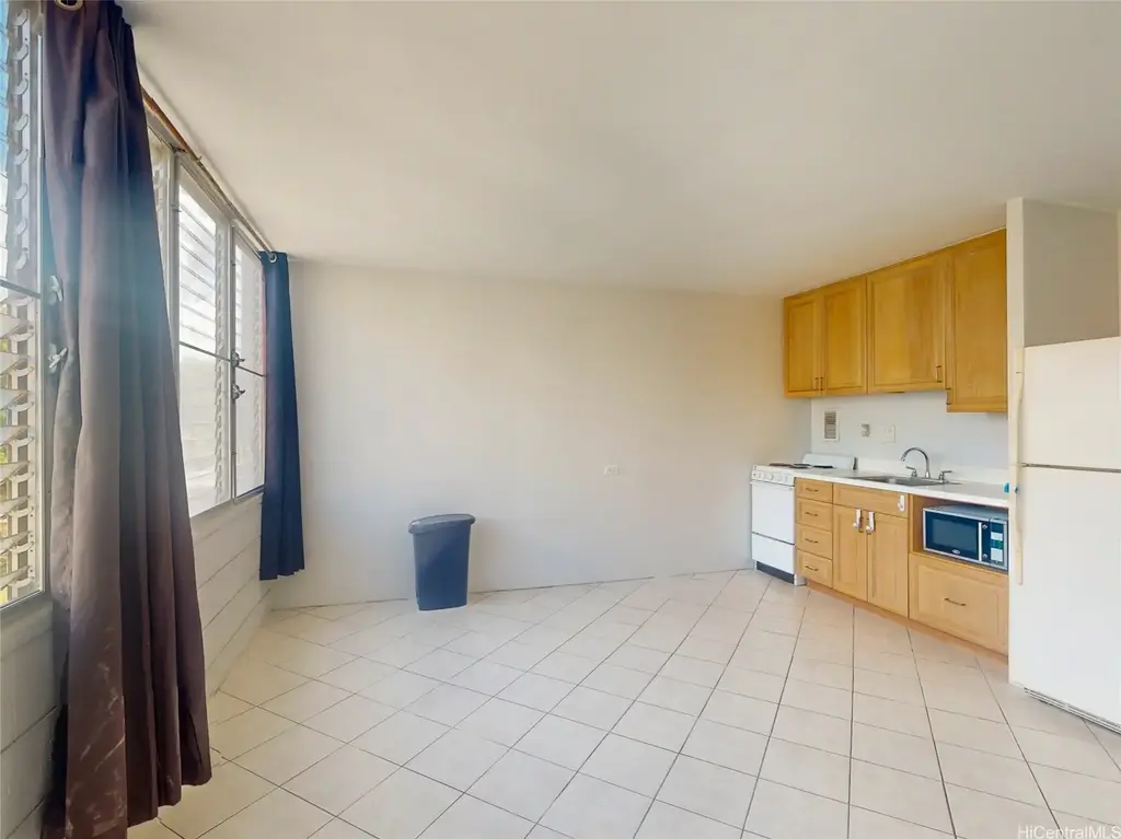 1650 Kanunu Street # 314, Honolulu