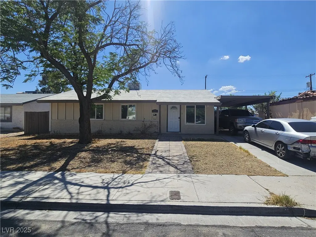 Photo of Listing #2719055