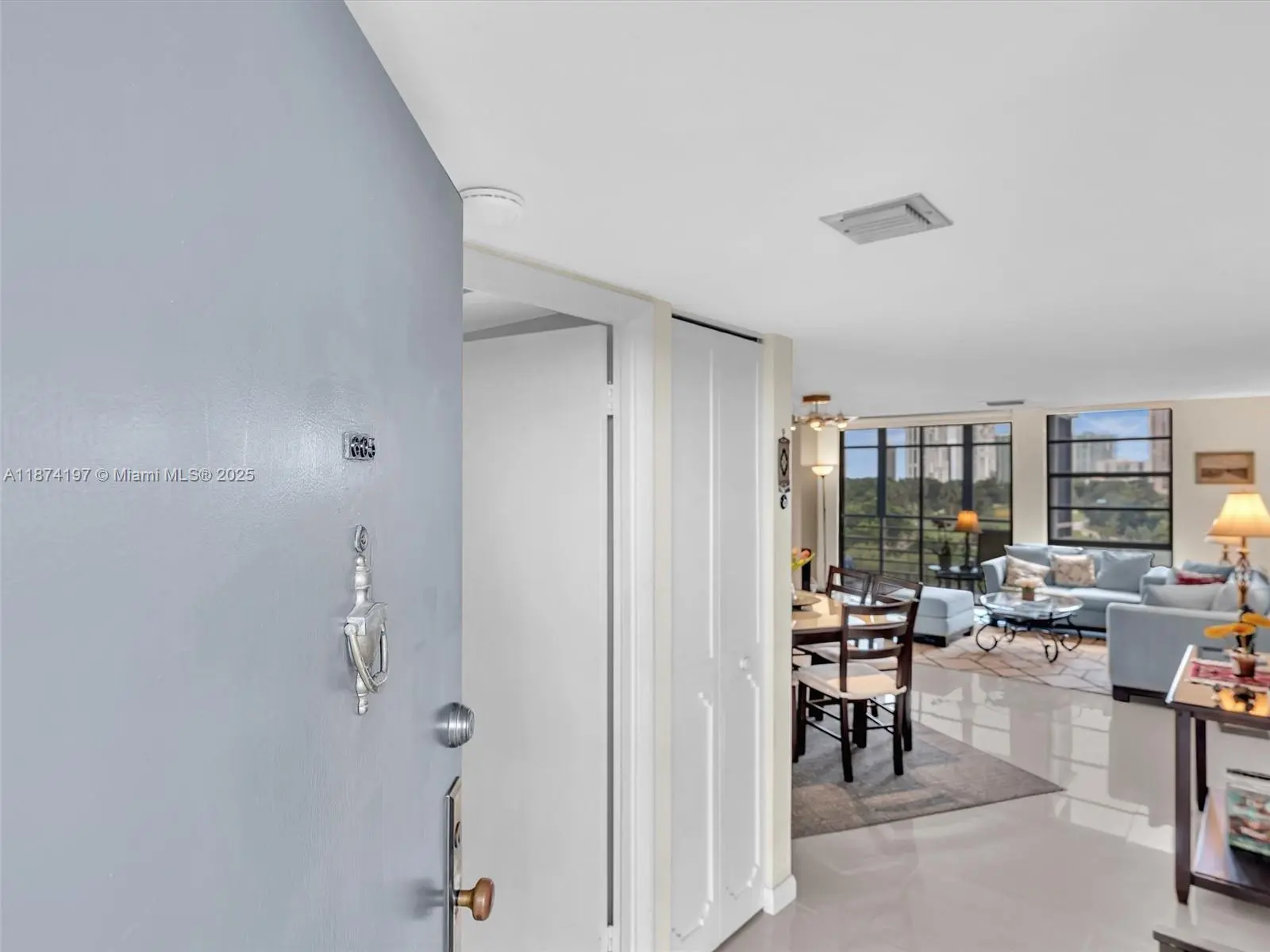 Photo of Listing #A11874197