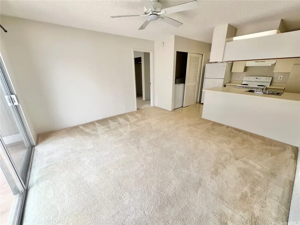 94-775 Paaono Street # B5, Waipahu