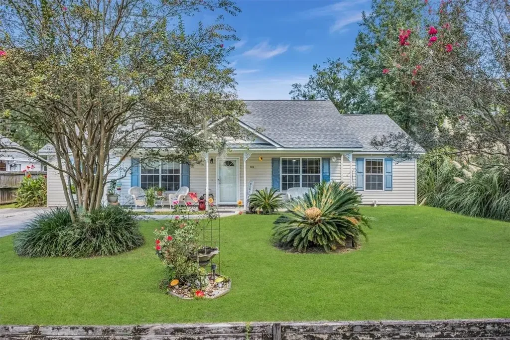 304 E Tietgen Street, Other