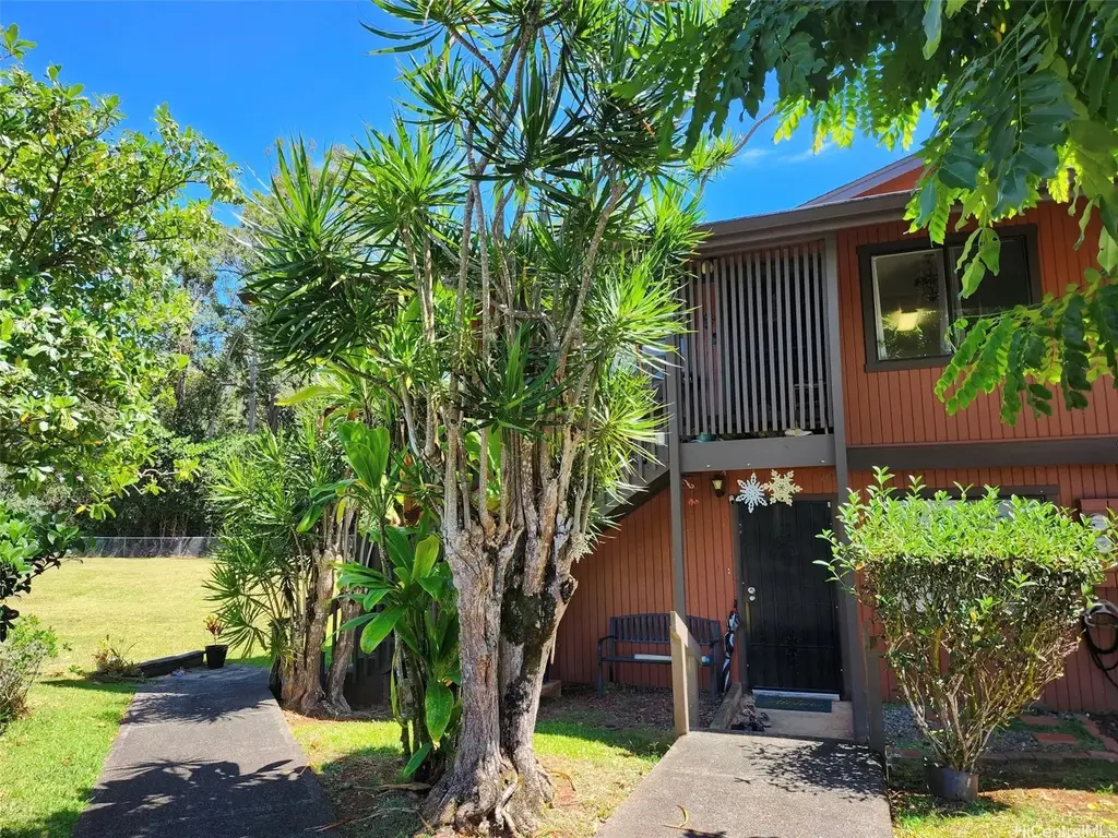 2069 California Avenue # 13c, Wahiawa