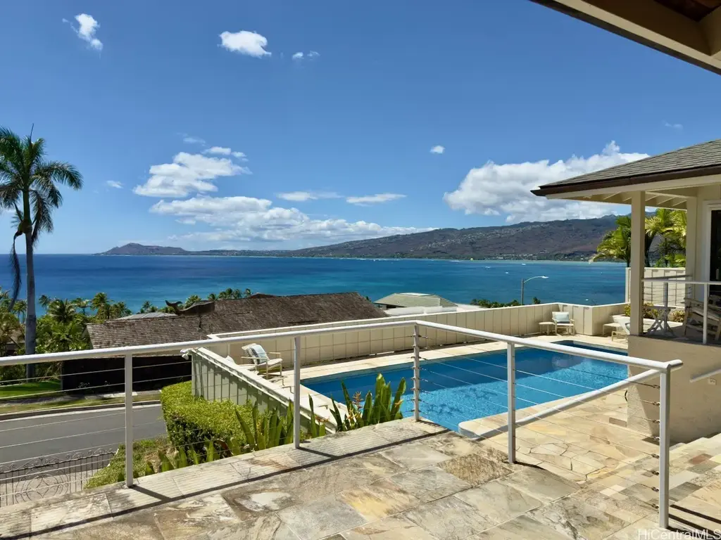 73 Lumahai Street, Honolulu