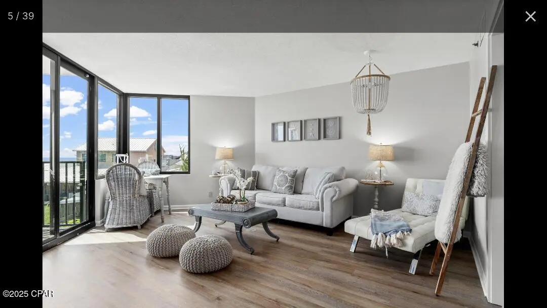 Photo of Listing #779125