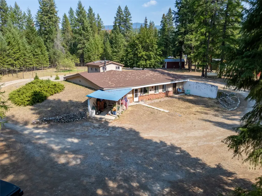 263 Blubaugh Lane, Troy