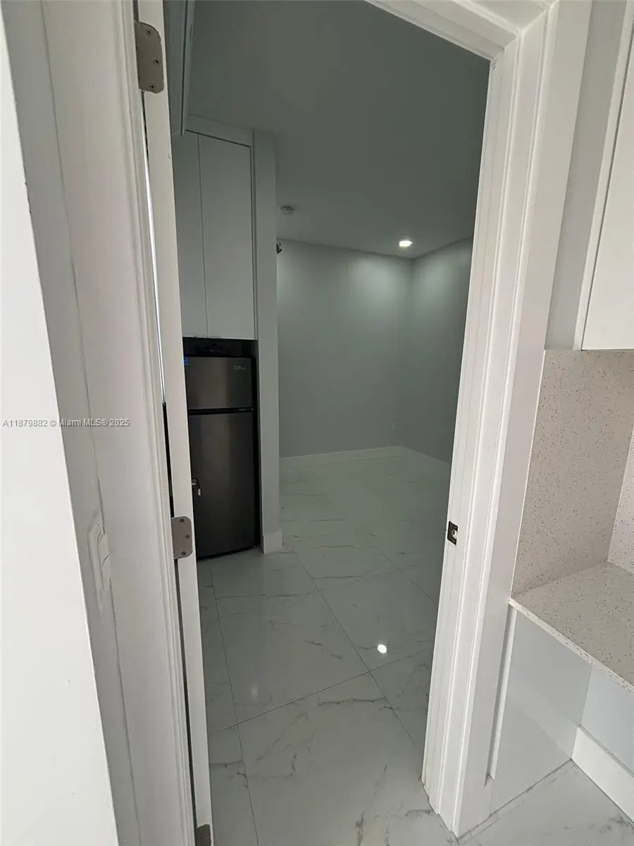 Photo of Listing #A11879882