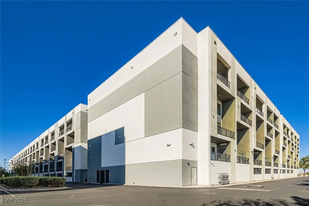 Photo of Listing #2719523