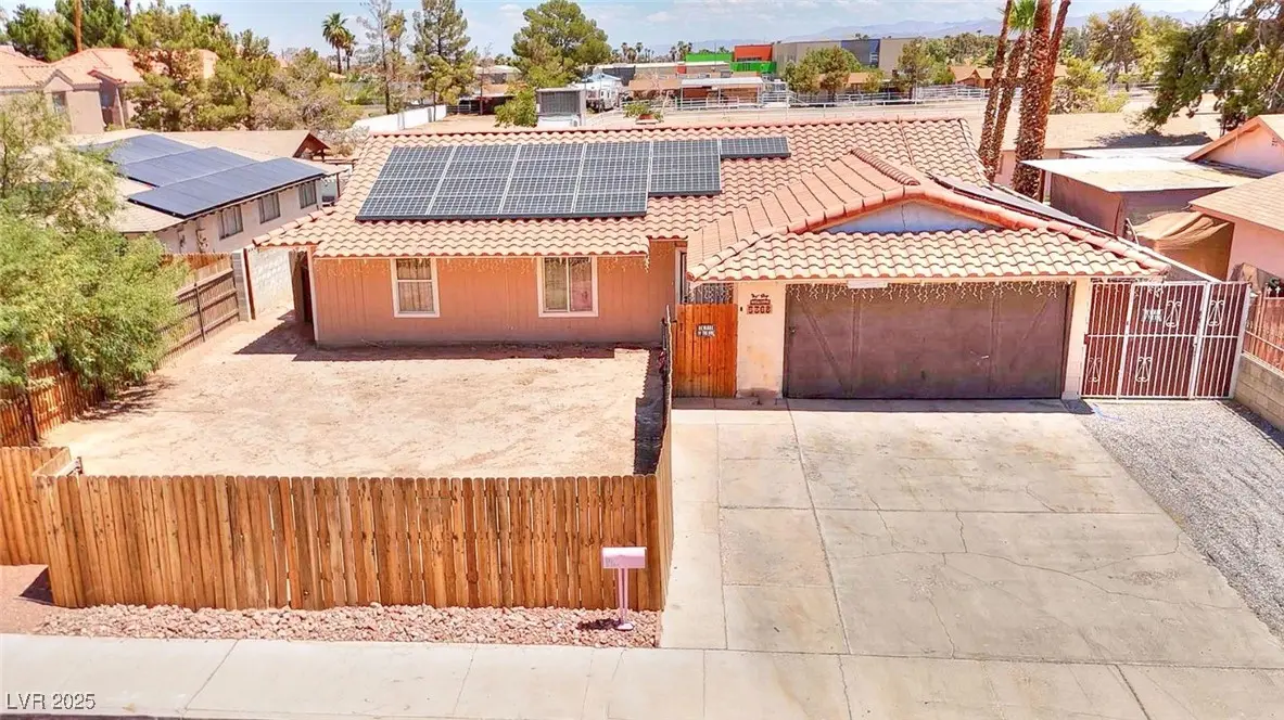 Photo of Listing #2719892