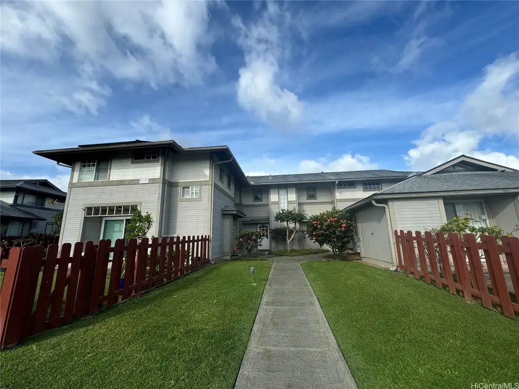 95-1027 Kuauli Street # 98, Mililani