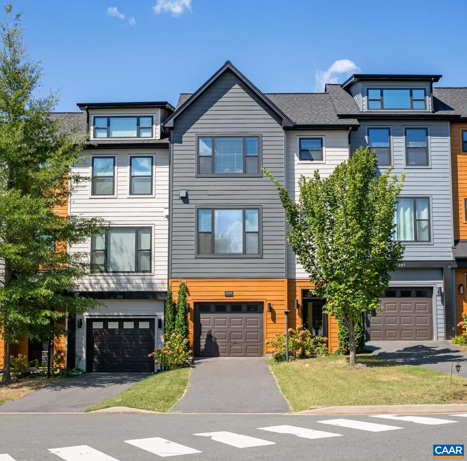 109 Junction Ln, Charlottesville