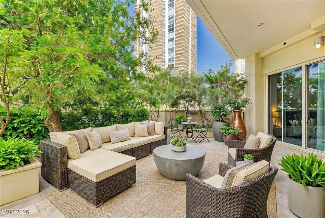 Photo of Listing #2719700