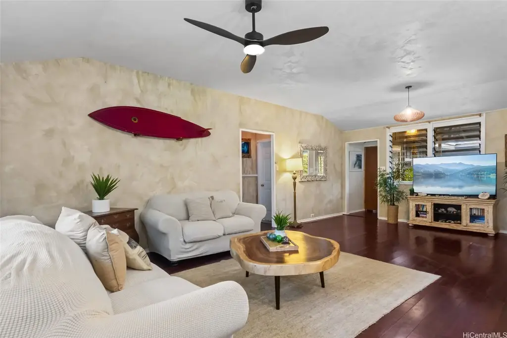 55-497 Ne Kamehameha Highway # D, Laie