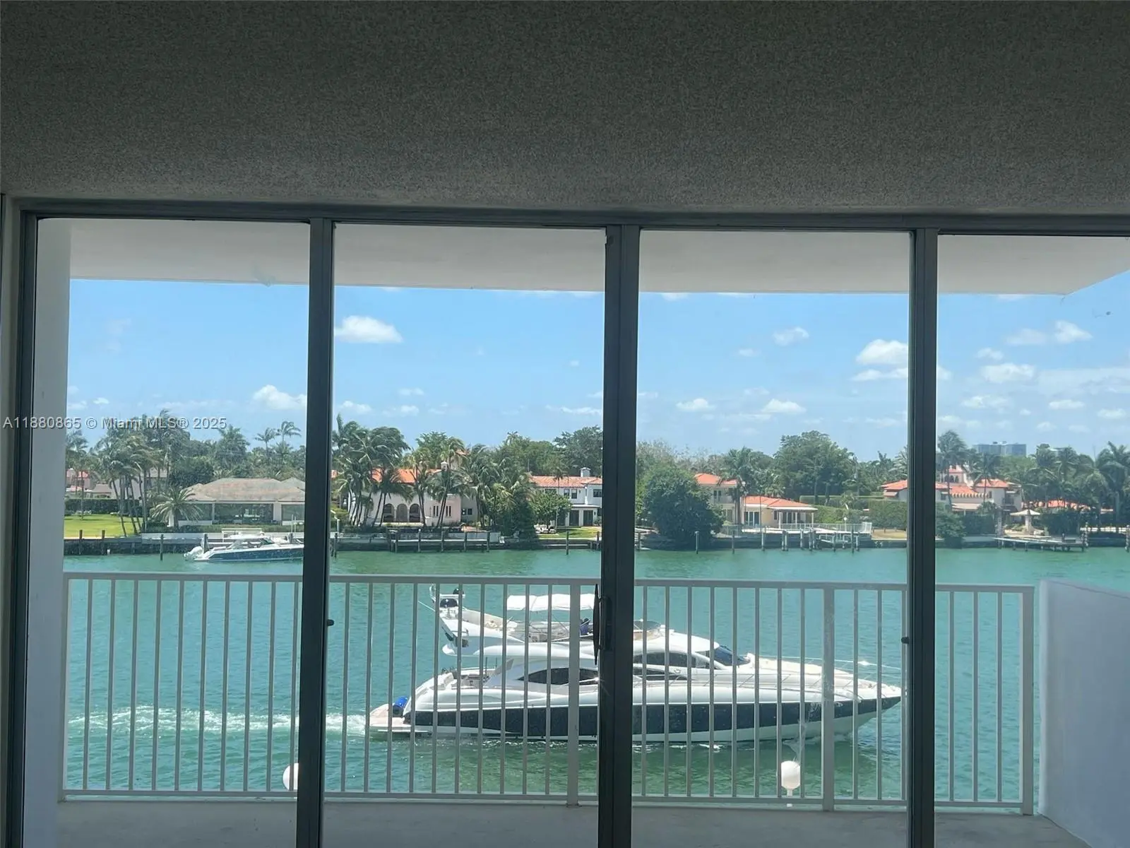 Photo of Listing #A11880865