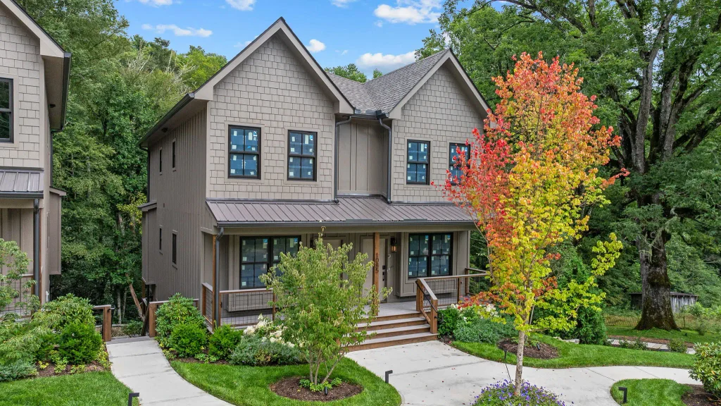 1085 Hicks Road A, Highlands