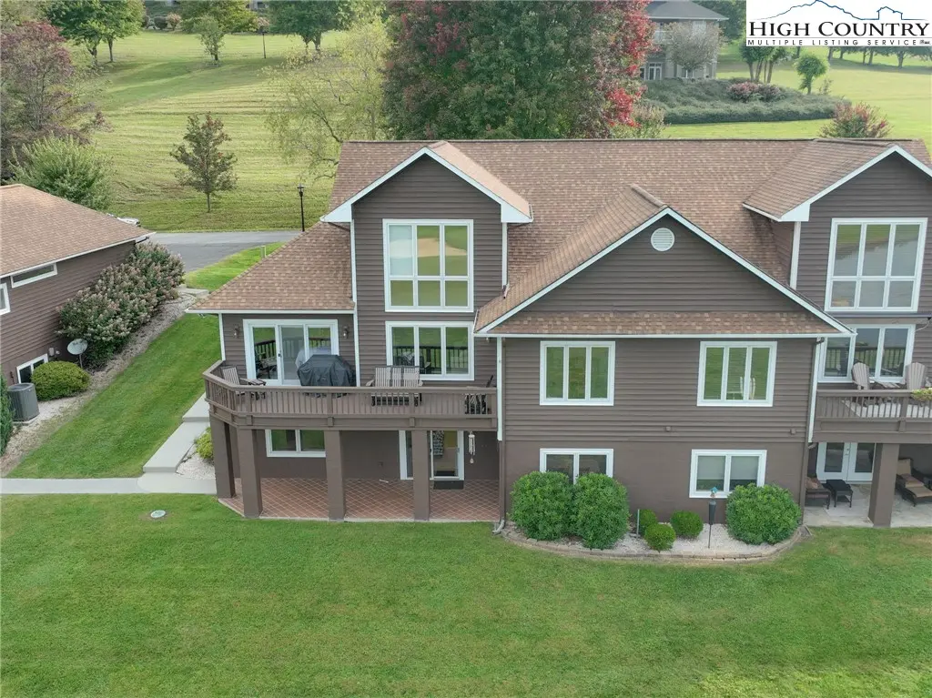 233 Lakeview Place # D-2, Jefferson