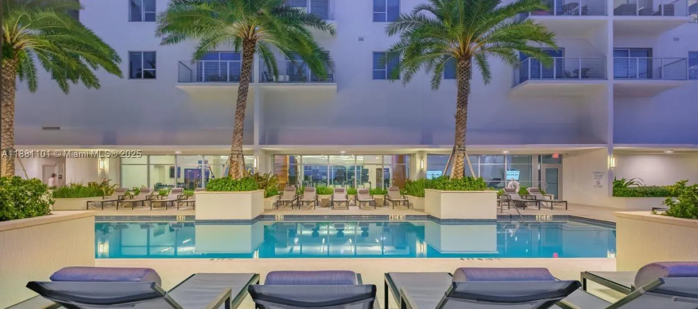 Photo of Listing #A11881101