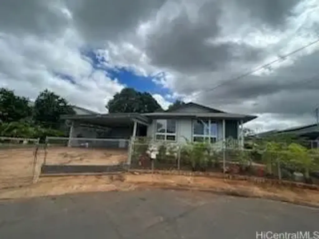 94-334 Loaa Place, Waipahu