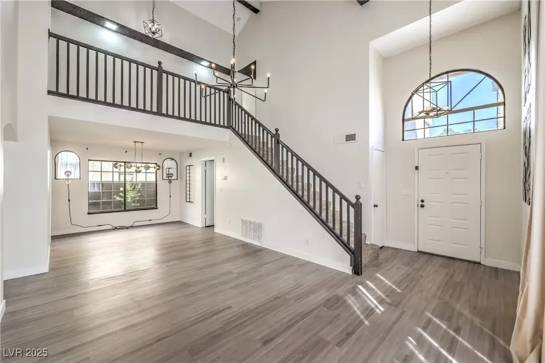 Photo of Listing #2719888