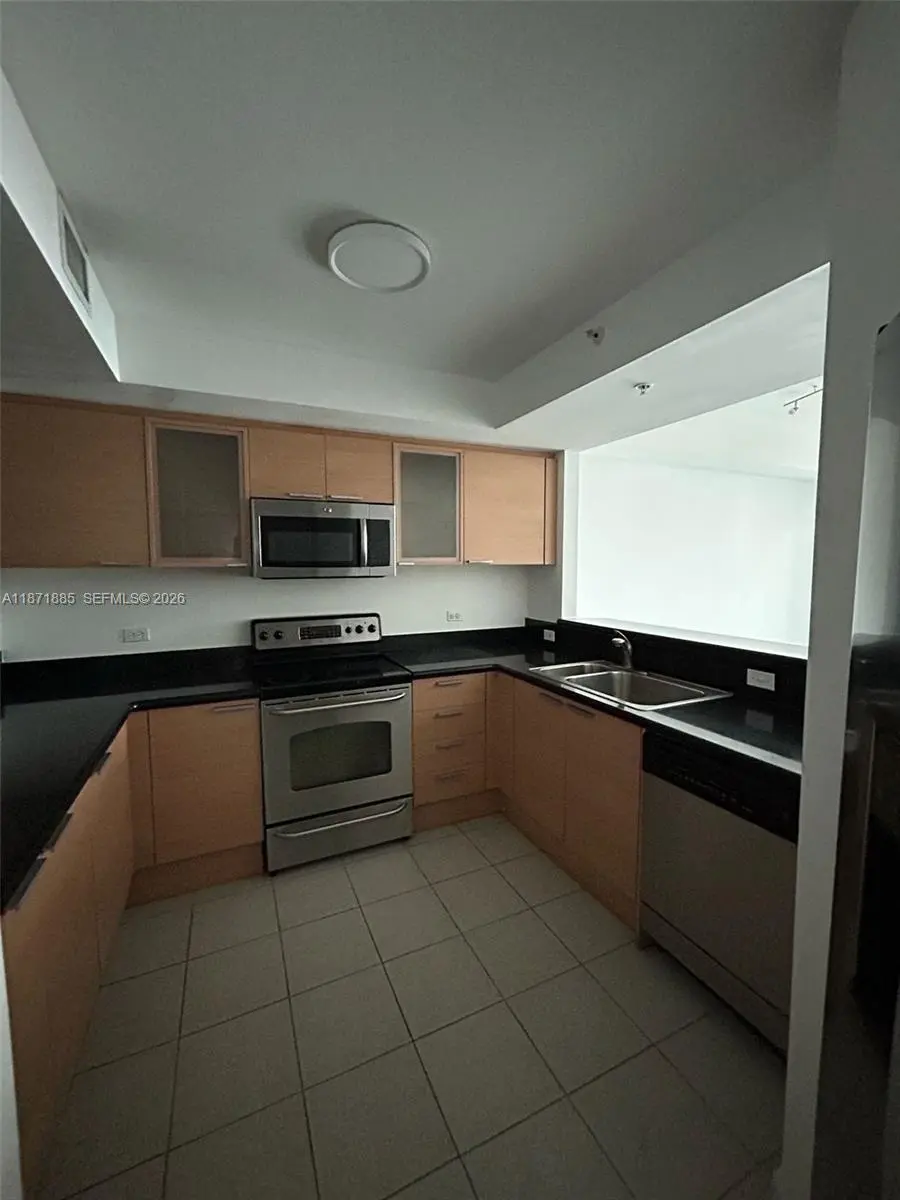 Photo of Listing #A11871885