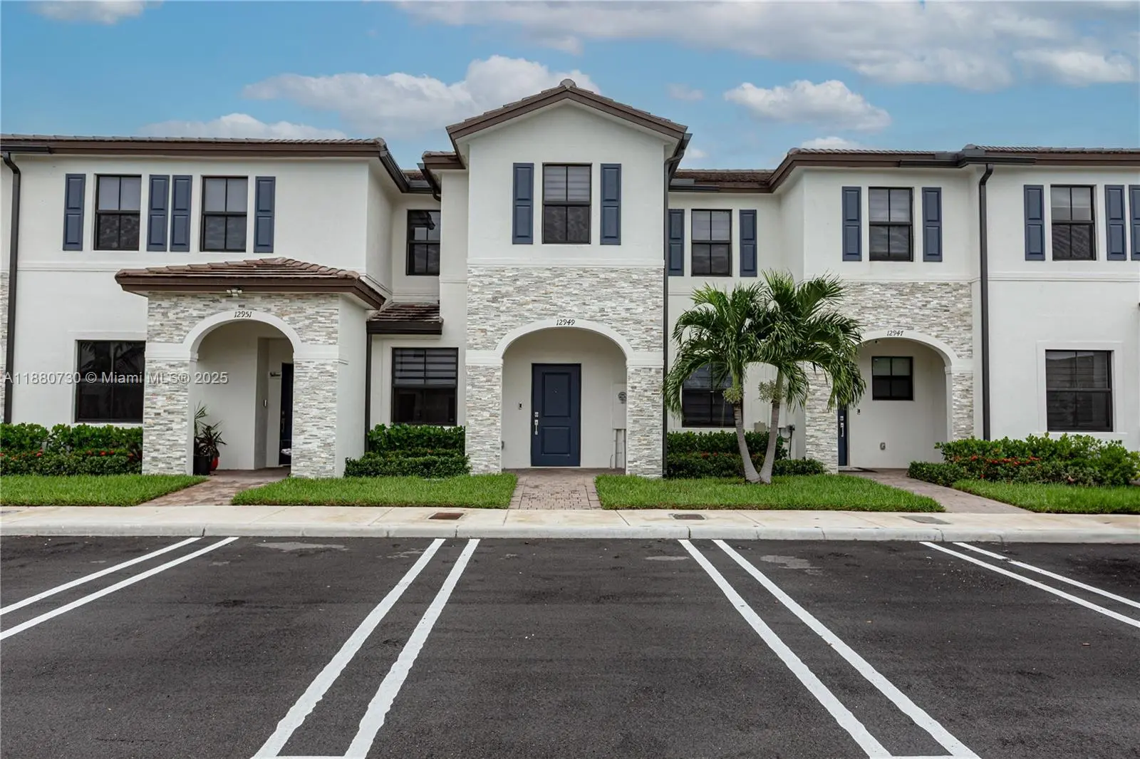 Photo of Listing #A11880730