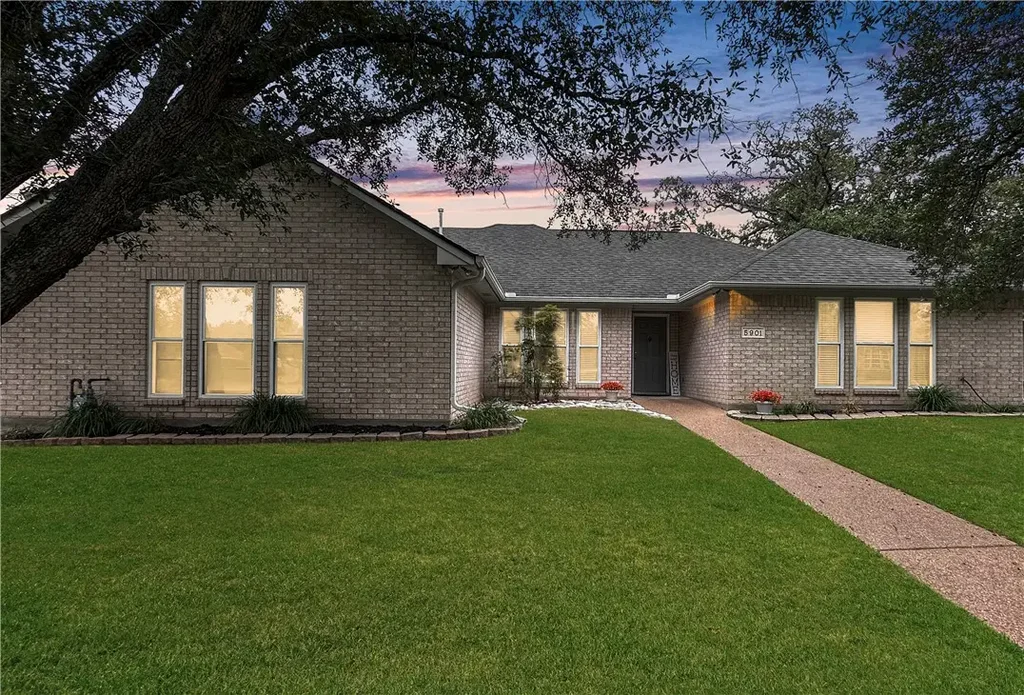 5901 Sheffield Terrace Lane, Bryan