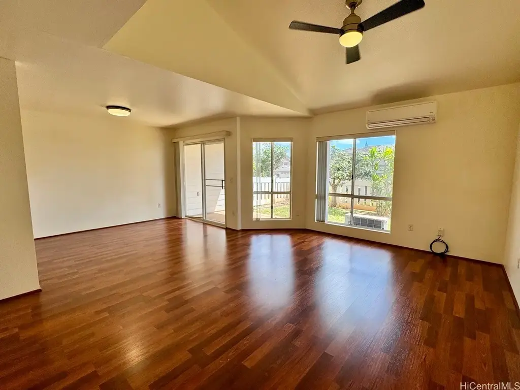 94-672 Lumiauau Street # G2, Waipahu