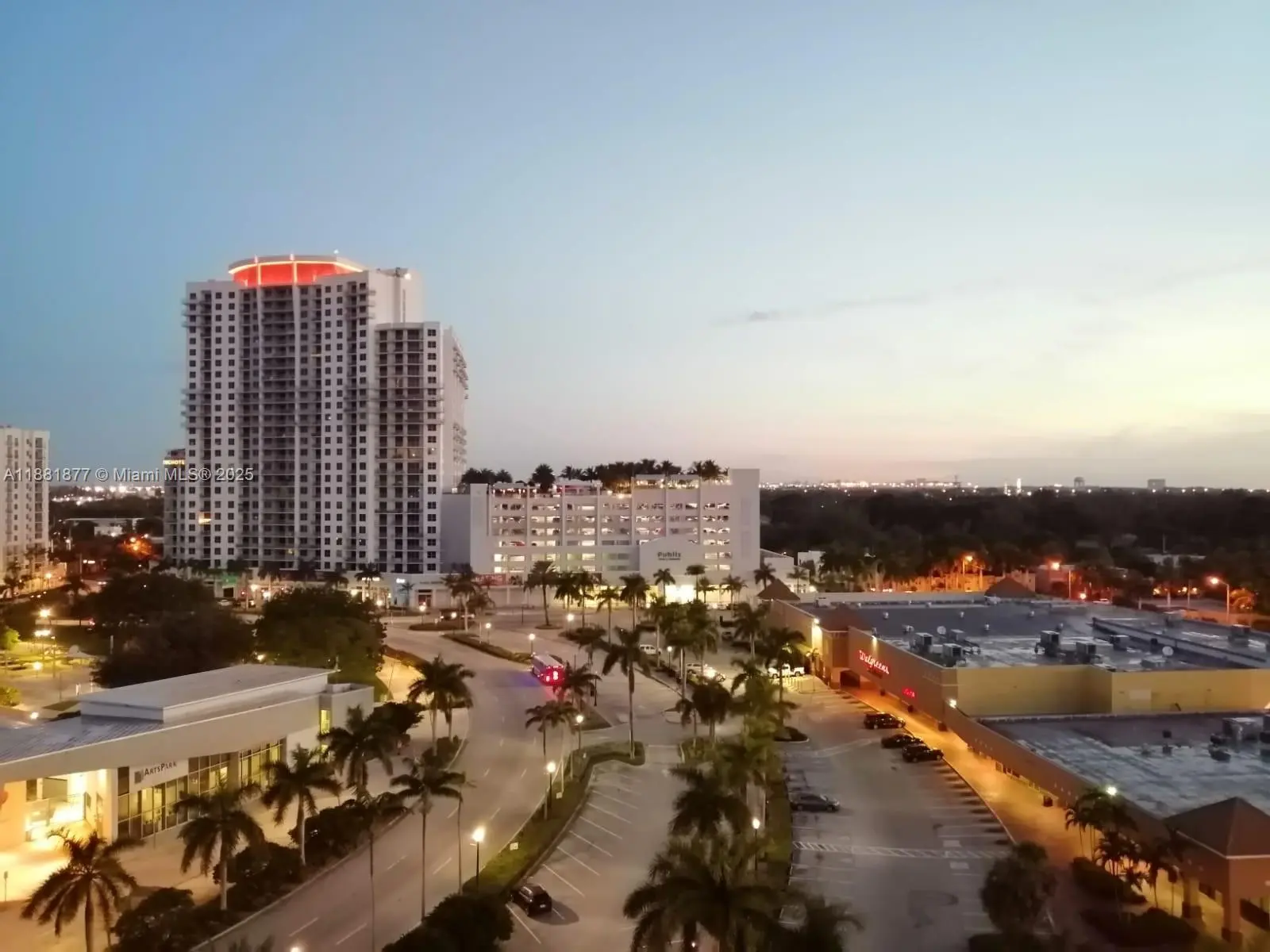 Photo of Listing #A11881877