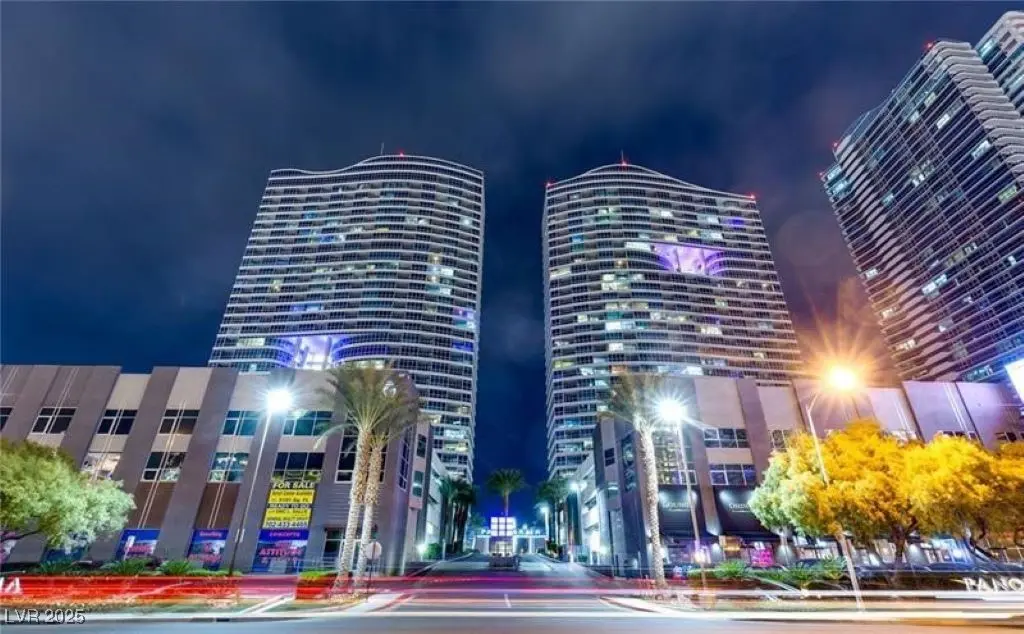 Photo of Listing #2717095