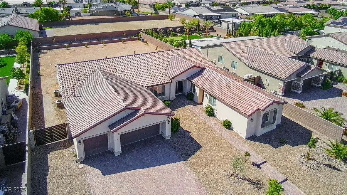 Photo of Listing #2720706