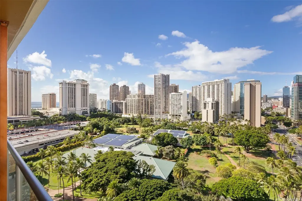 2045 Kalakaua Avenue # 1401, Honolulu