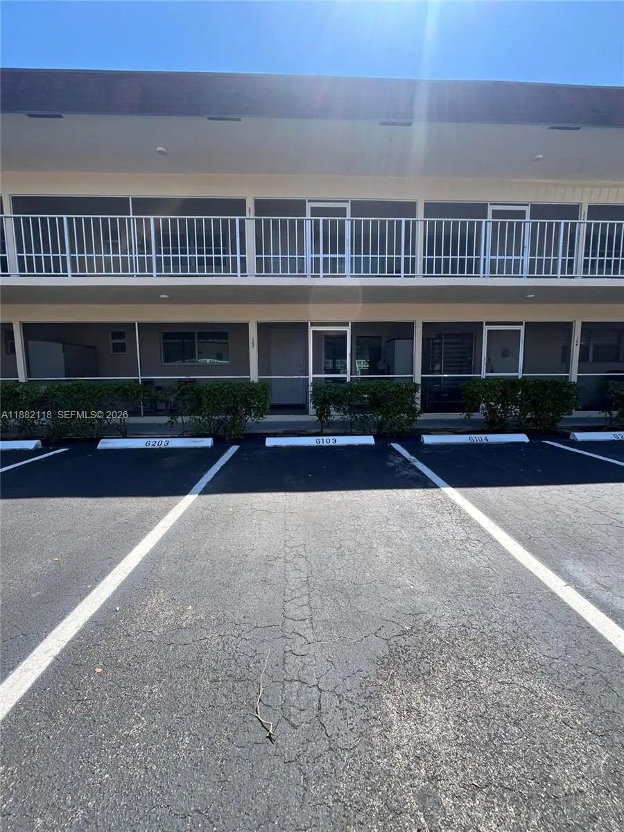 Photo of Listing #A11882118