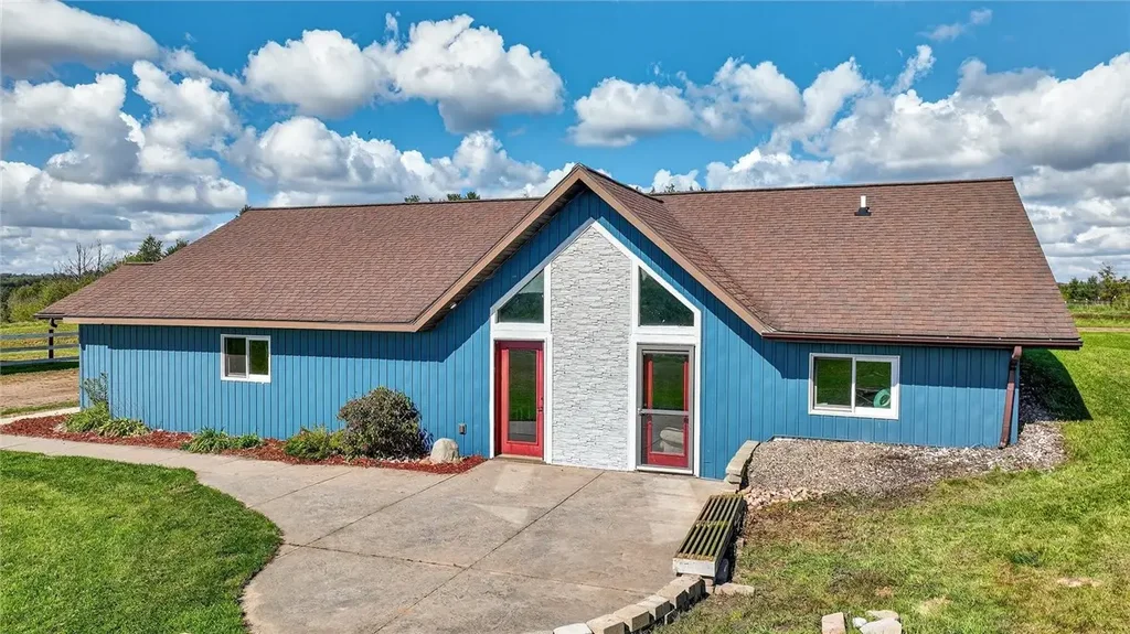 825 10th Avenue, Barron