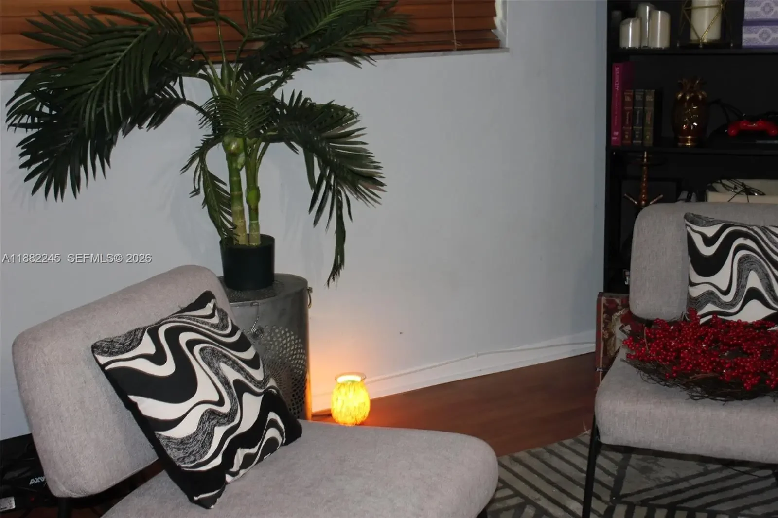 Photo of Listing #A11882245