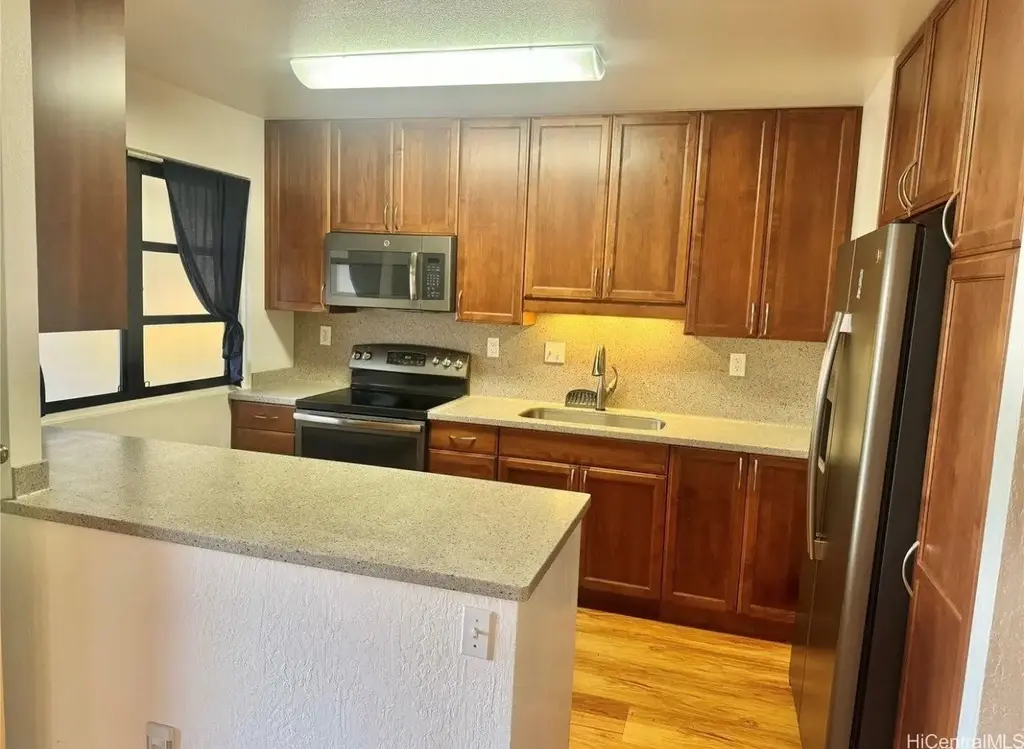 94-051 Anania Drive # 106, Mililani