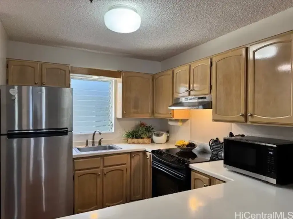 95-1050 Makaikai Street # 10b, Mililani
