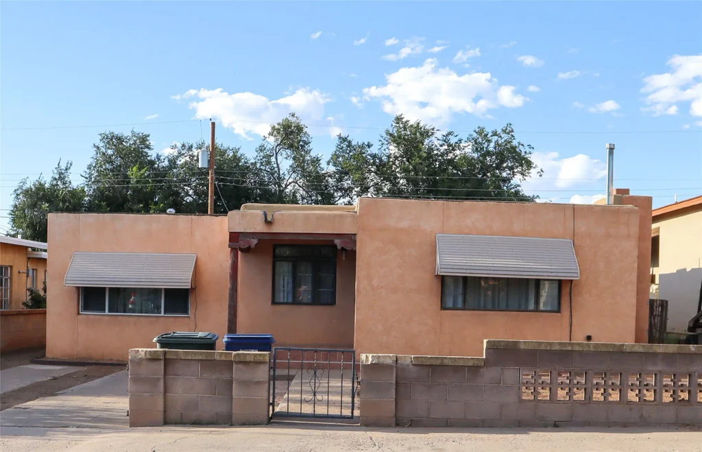 1825 Mann Street, Santa Fe