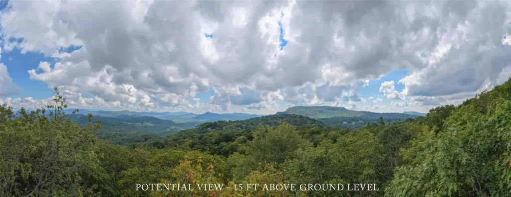 84 Eagle Crest Trail Road, Highlands