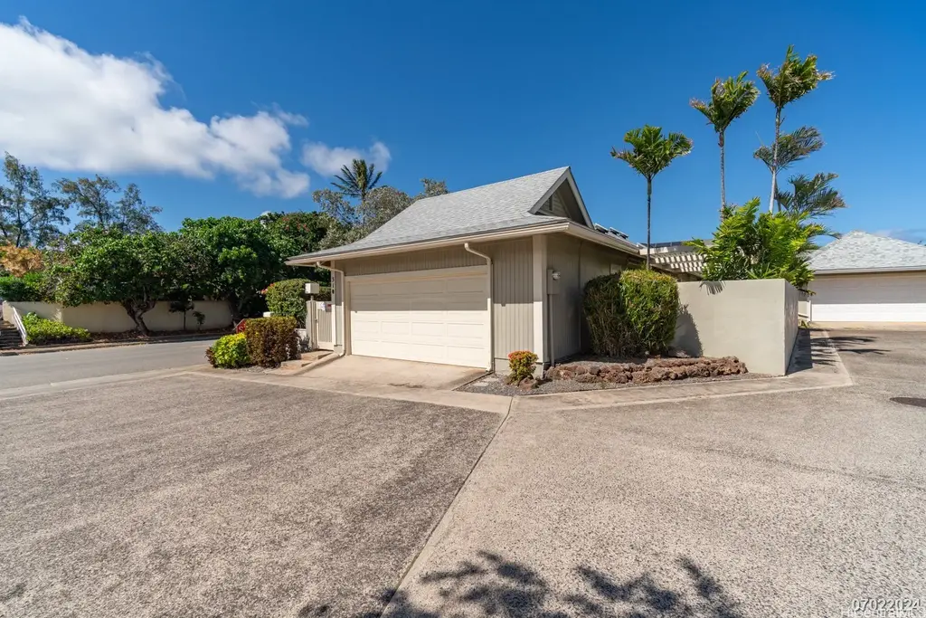 310 Kealahou Street, Honolulu