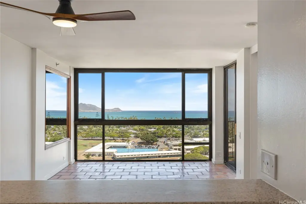 322 Aoloa Street # Ph-5, Kailua