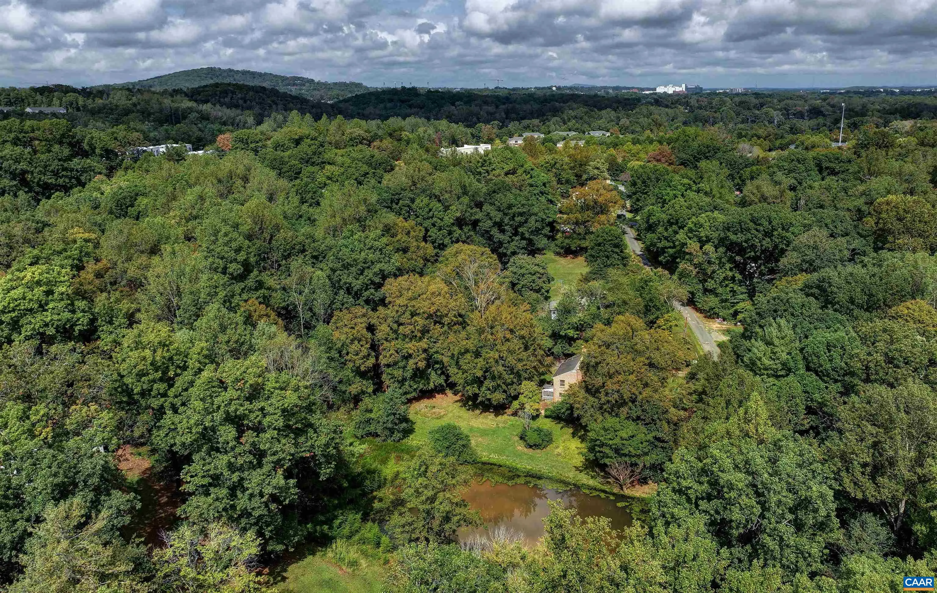 1366 Forest View Rd, Charlottesville