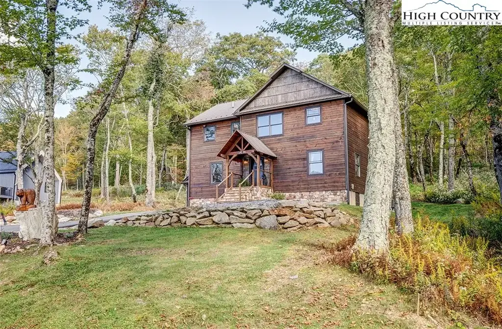428 Cloud Springs Drive, Sugar Mountain