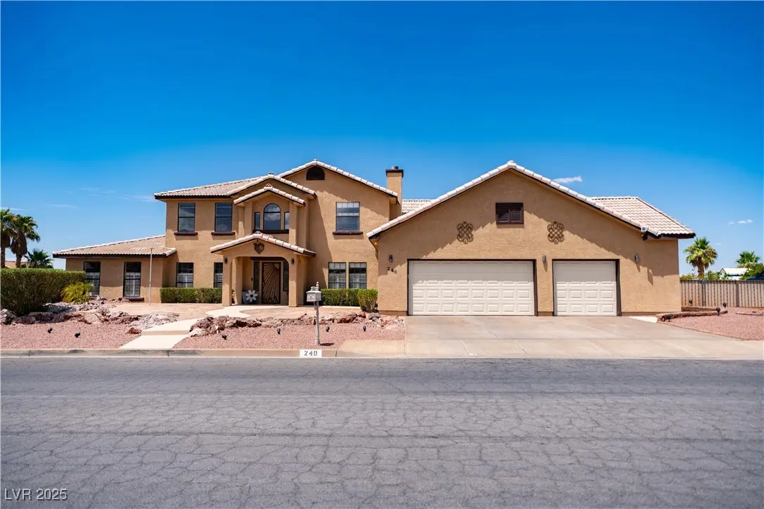 Photo of Listing #2720477