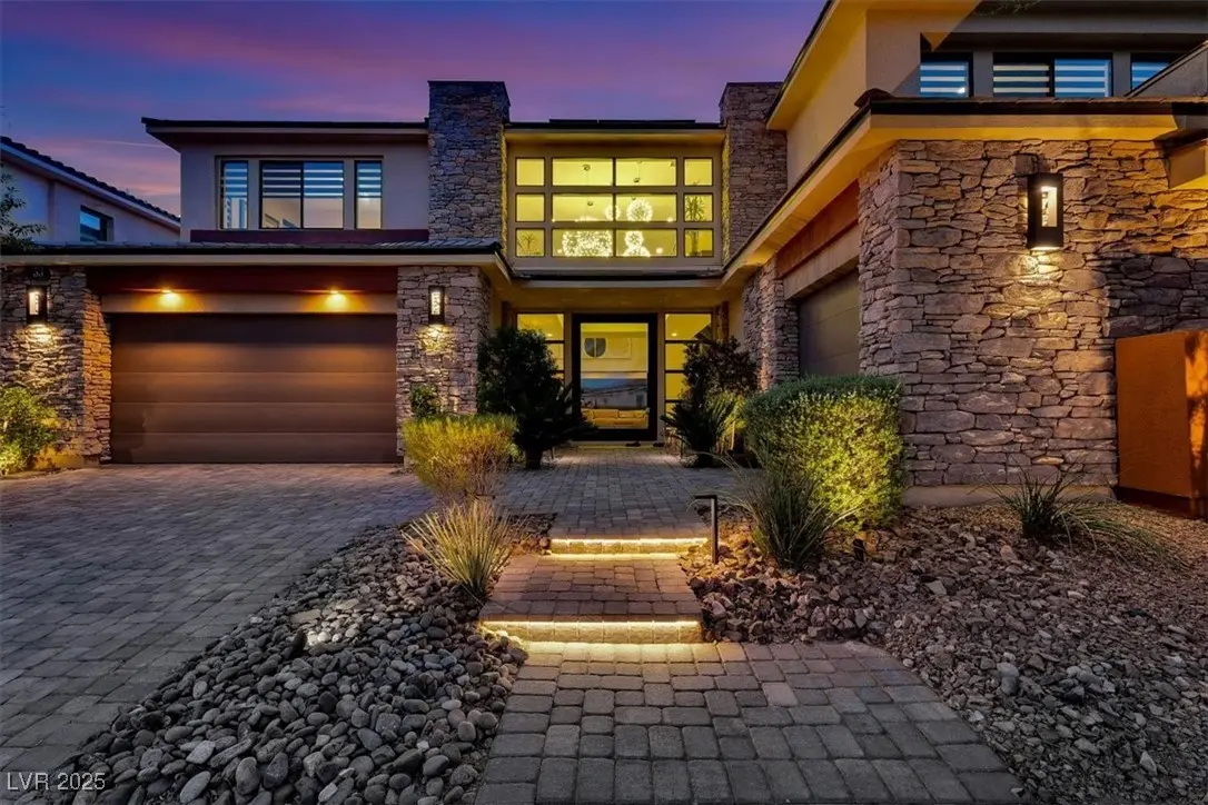 Photo of Listing #2720997