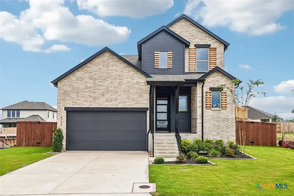 4722 Sherman Square, Schertz