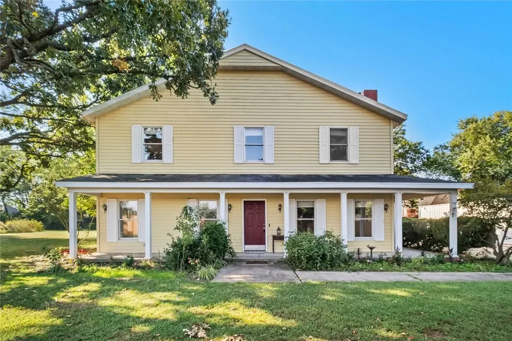 1967 Cheyenne Trail, Springdale